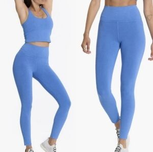 Vuori Washed Studio High Rise Leggings Size Large Washed Cerulean Blue VW472 EUC